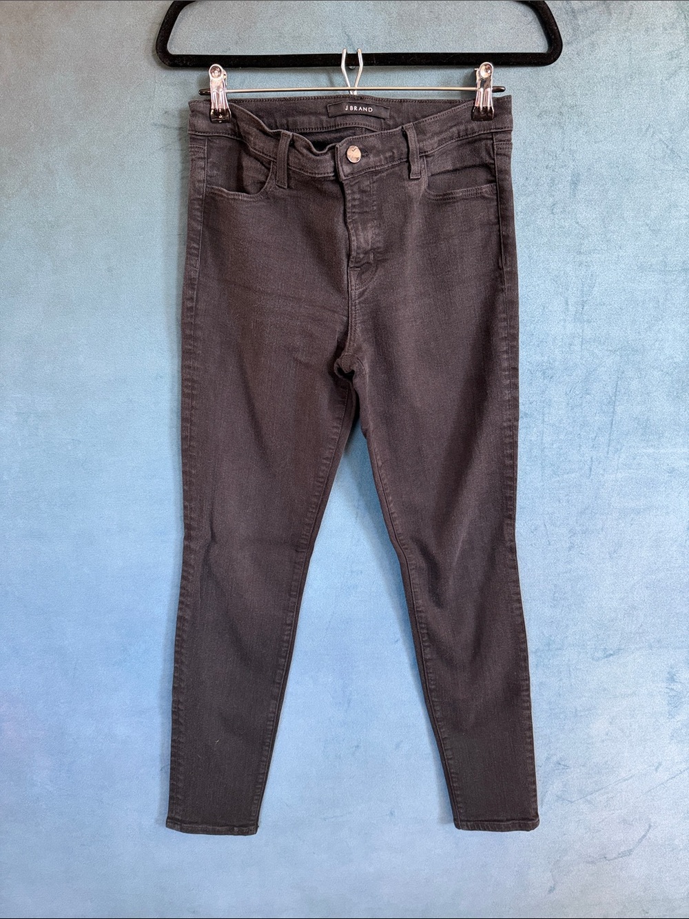 J Brand Black Skinny Jeans - Sleek High-Rise Fit